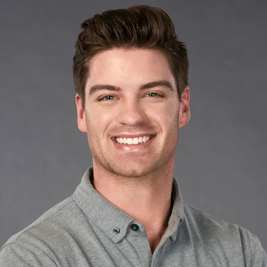 Garrett-Powell-Defends-Madison-Bachelor-exit