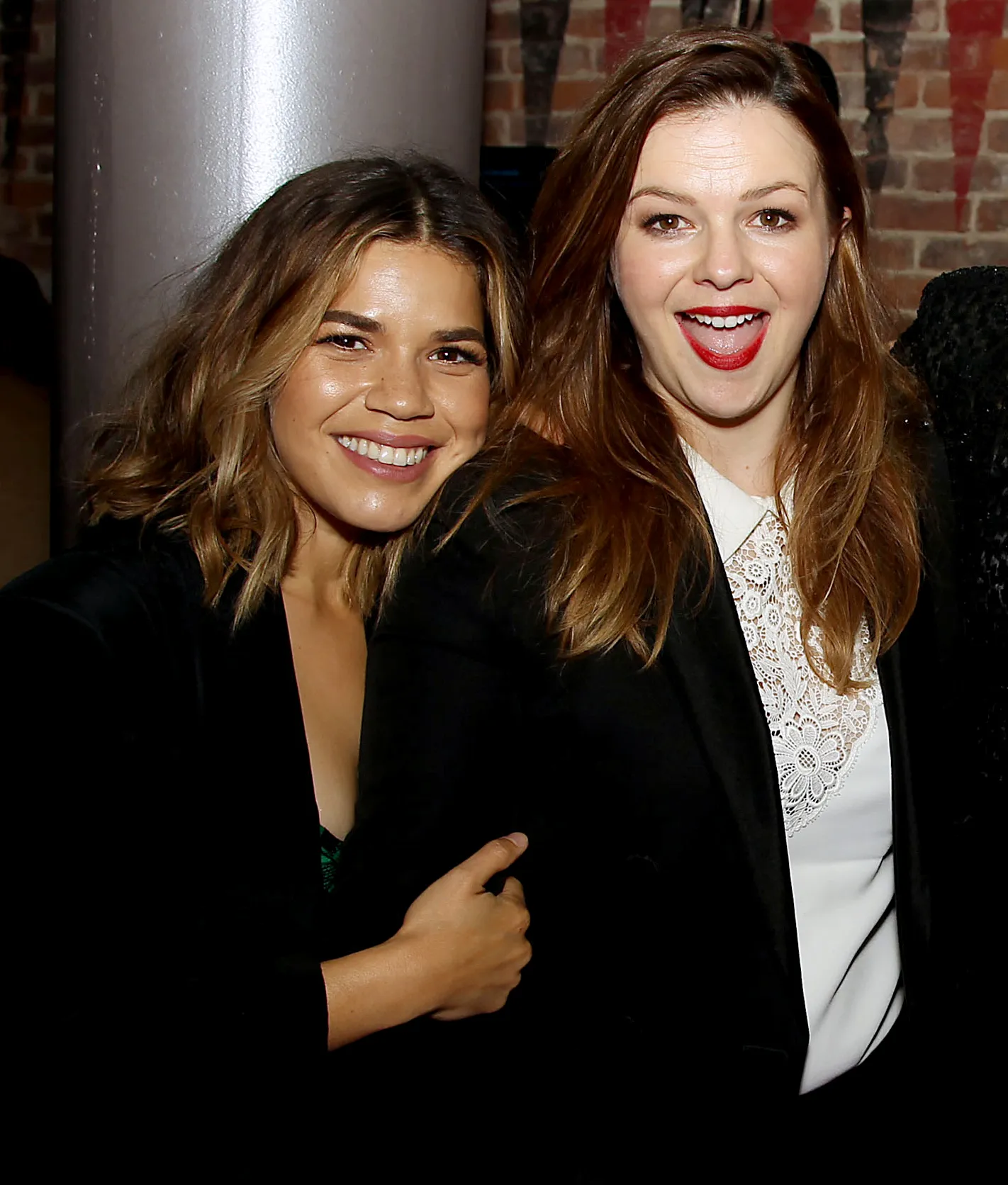 How-America-Ferrera-Told-Amber-Tamblyn-Her-Pregnancy-News