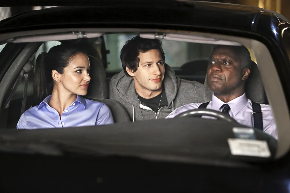 How Brooklyn Nine-Nine Handled Melissa Fumero Pregnancy
