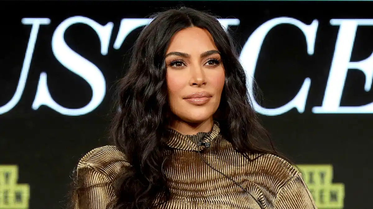 Inside-Kim-Karashian-kitchen-fridge-pantry