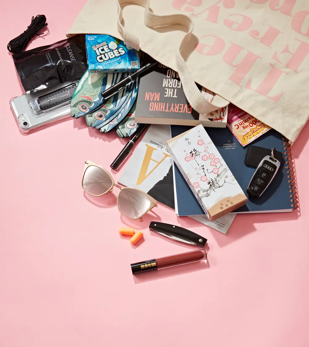 Jerrika Hinton: What's In My Bag?