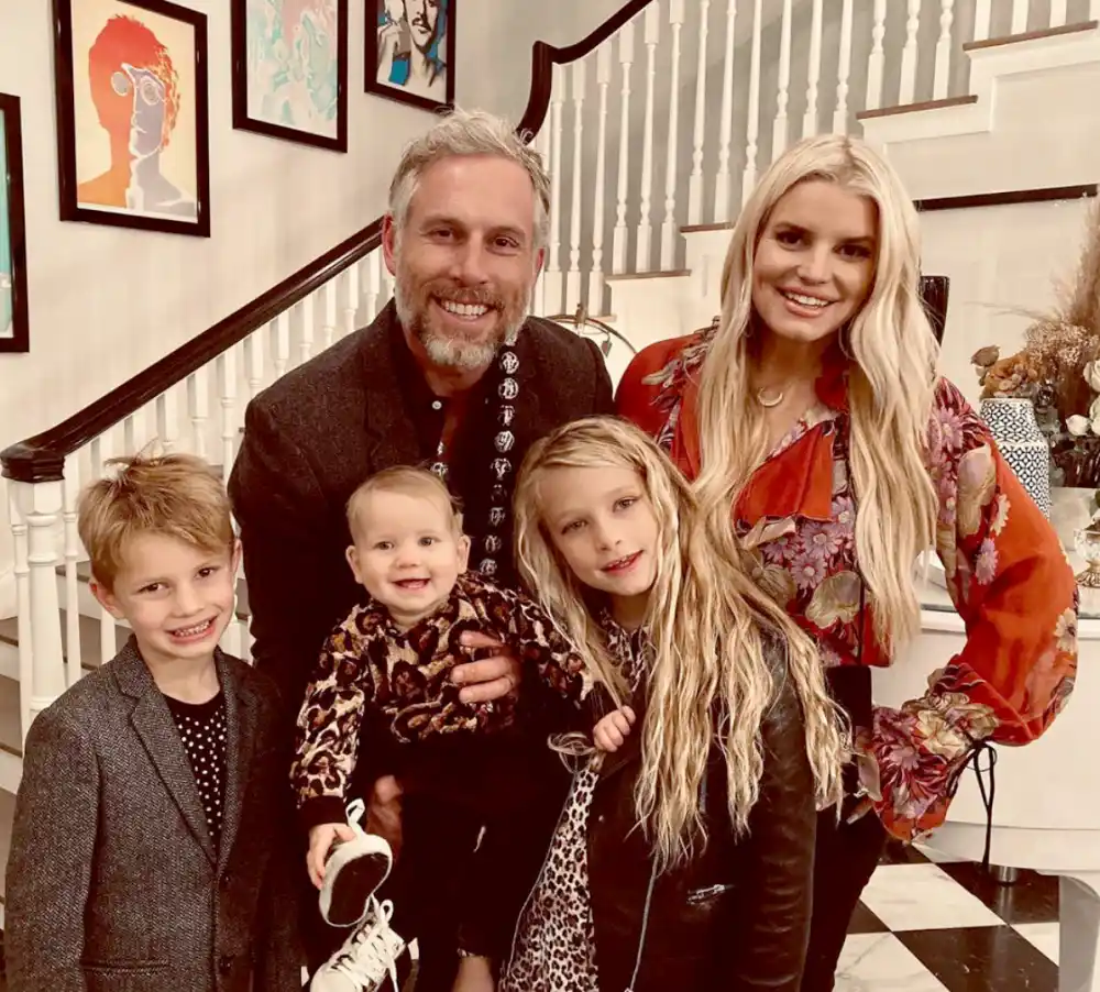 Jessica-Simpson--How-I-Explained-My-Addiction-to-My-Kids