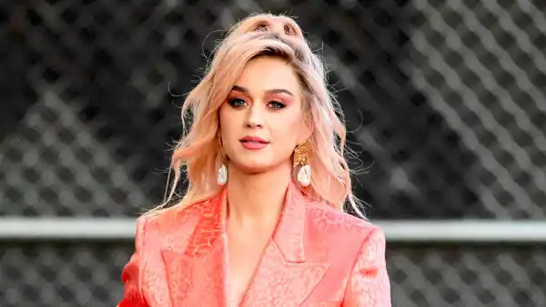 Katy Perry Arrives at Jimmy Kimmel Live