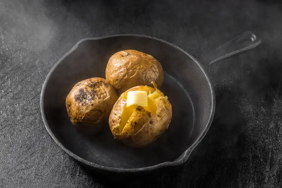 Kim-Kardashian-baked-potatoes