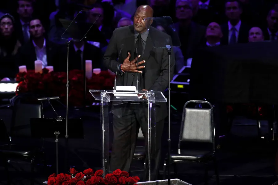 Kobe Bryant Daughter Gianna Bryant Public Memorial After Tragedy