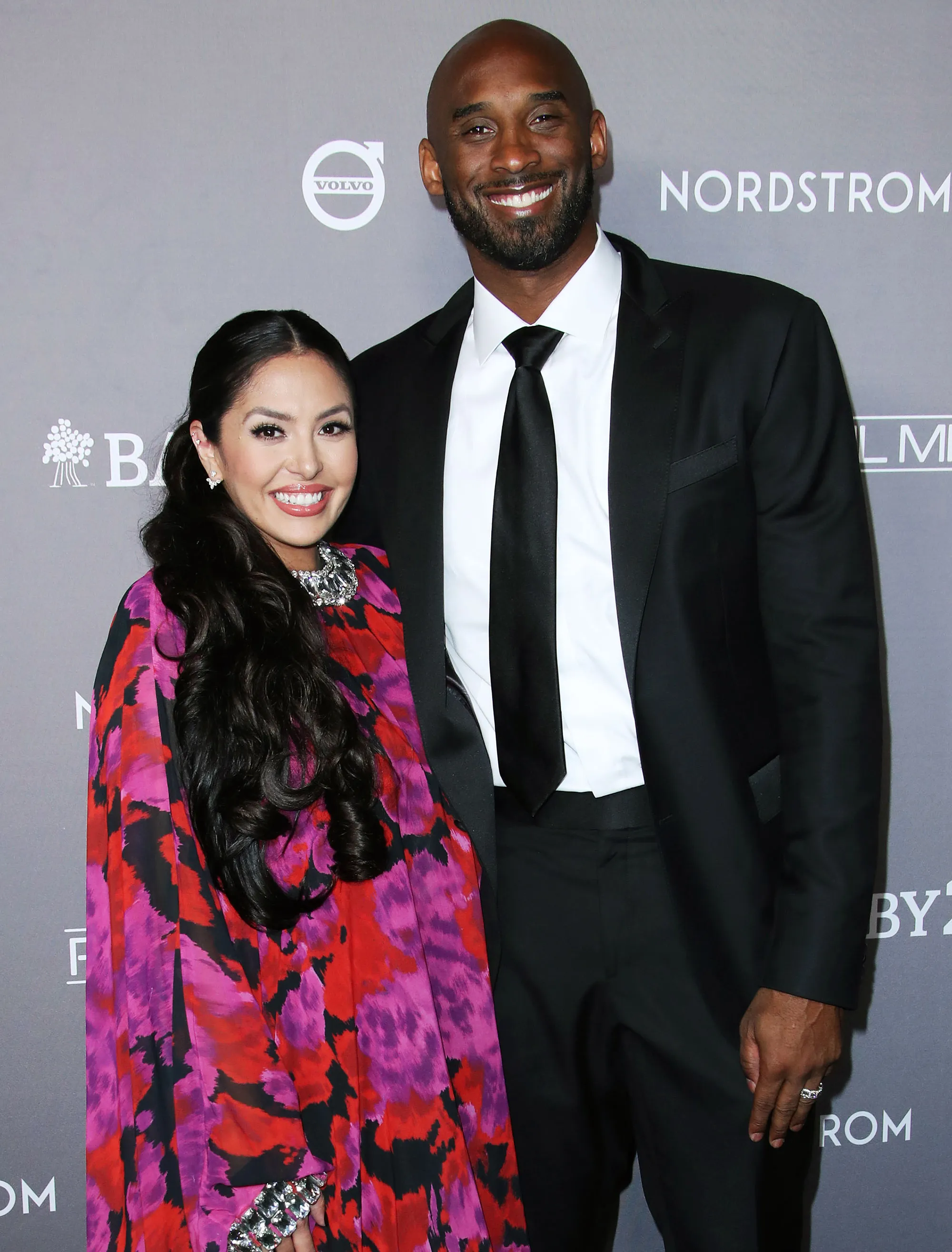 Kobe Bryant Gifted Wife Vanessa The Blue Dress From "The Notebook"