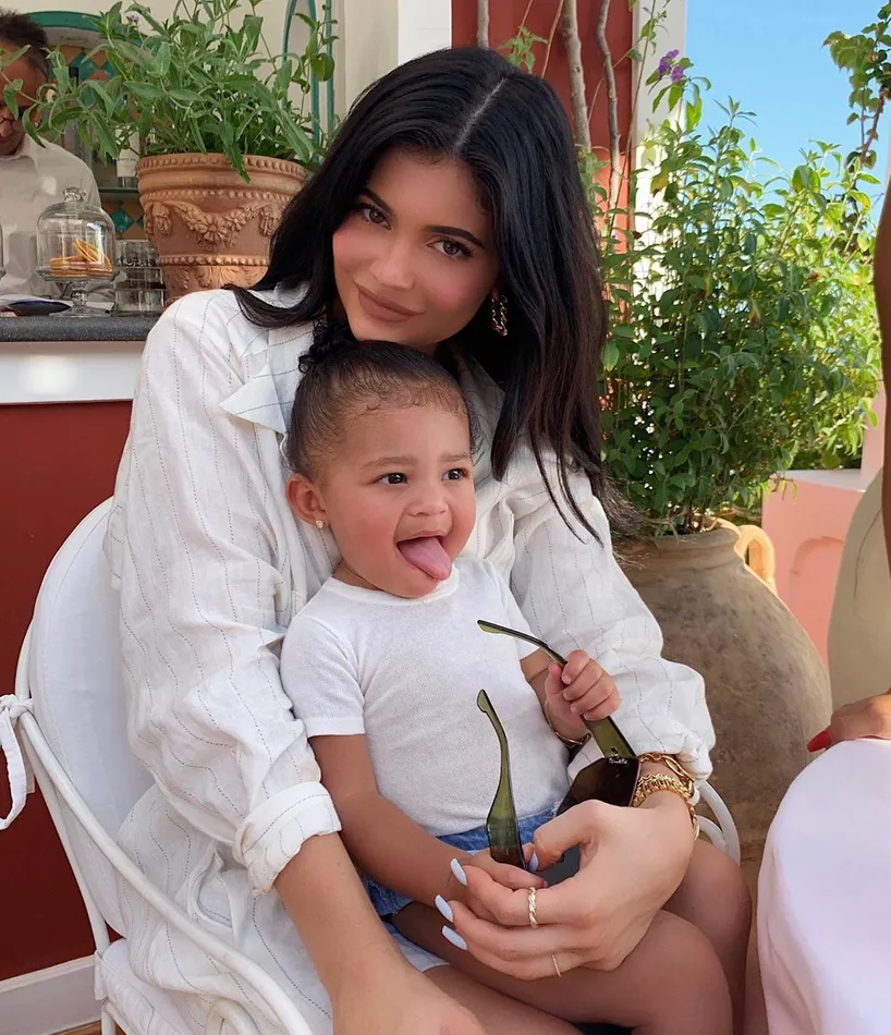 Kylie-Jenner’s-Daughter-Stormi-Hilariously-Calls-Her-1st-Name-Instead-of-Mom