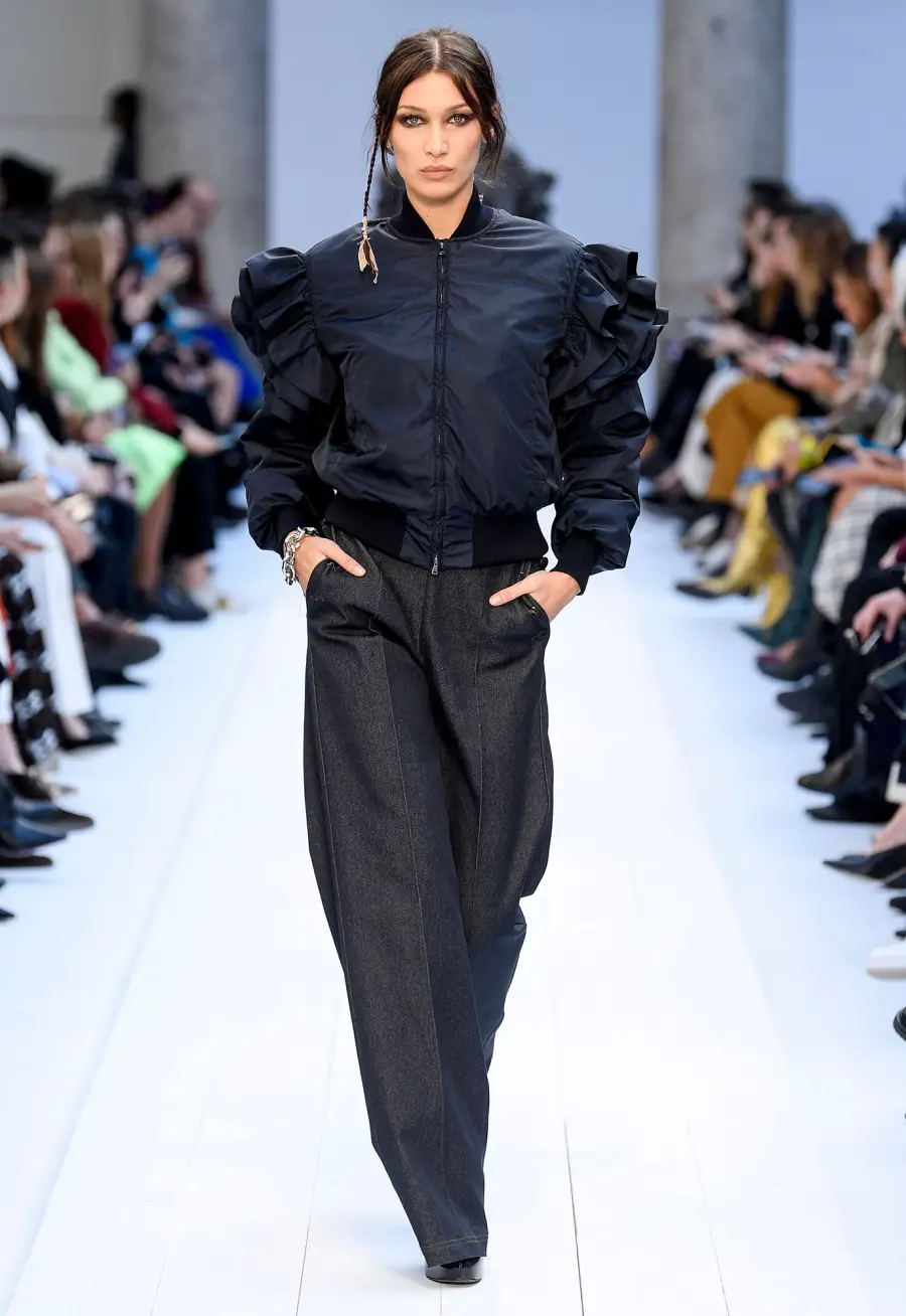 Max Mara Bella Hadid Has Been Slaying on the Fall-Winter 2020 Runway