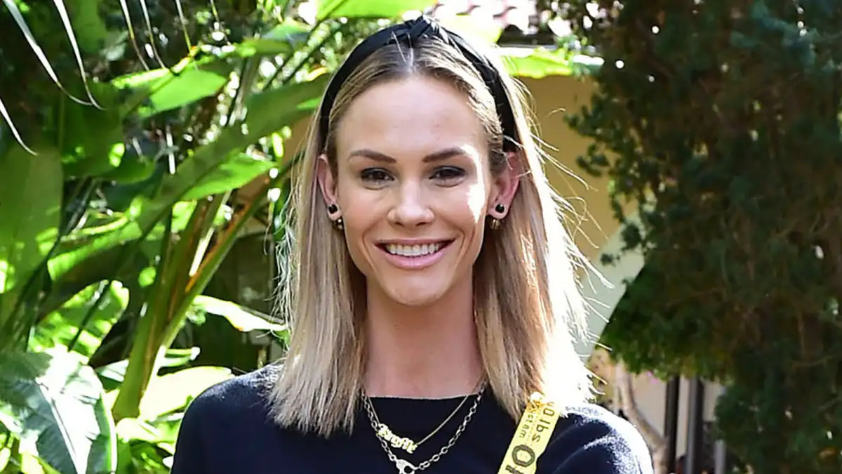 Meghan King Edmonds Bares Her Body in Lingerie Photo