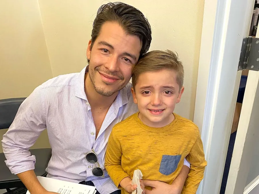 Modern Family Cast Reacts Final Table Read