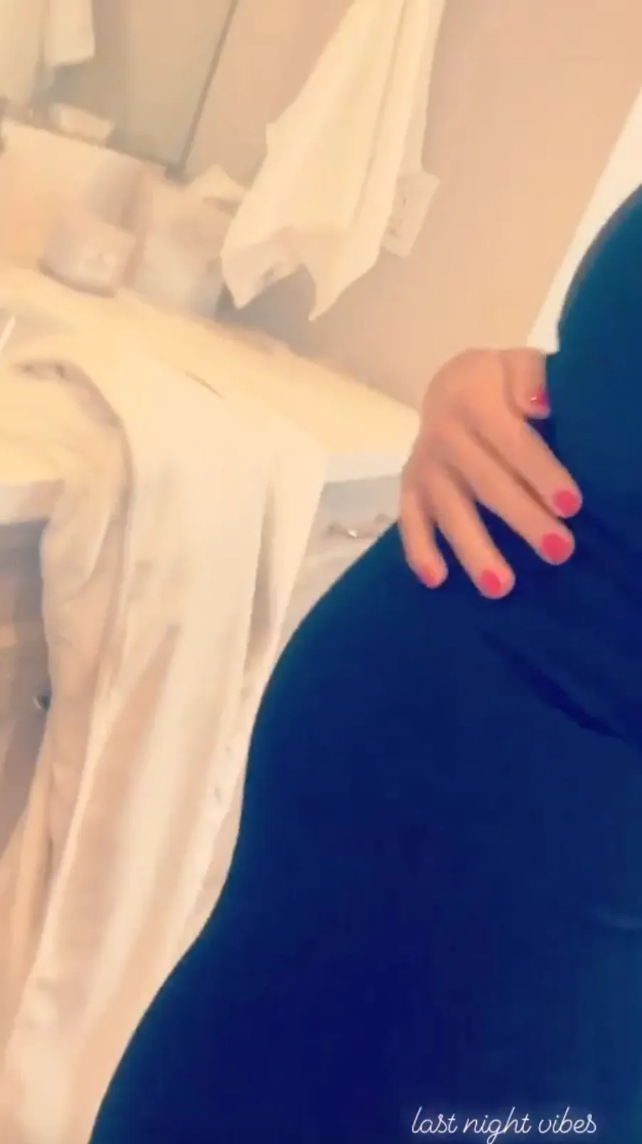 Nikki Bella Shows Off Pregnancy Curves I&rsquo;m Fitted Black Dress: &lsquo;My Bump Has Gotten So Much Bigger&rsquo;