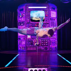 Buzzzz-o-Meter Opium Adults Only Vegas Show