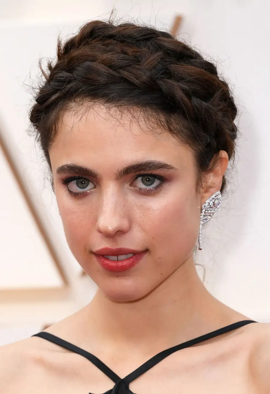 Oscars 2020 Best Bling - Margaret Qualley