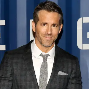 Ryan Reynolds Ditches Pup Favor of Gin Westminster Dog Show