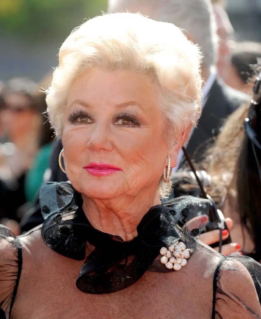 Stars Honor Kirk Douglas After His Death Age 103