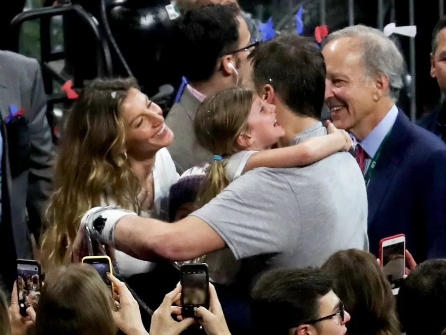 Tom-Brady-Vivian-Lake-Brady-and-wife-Gisele-Bündchen