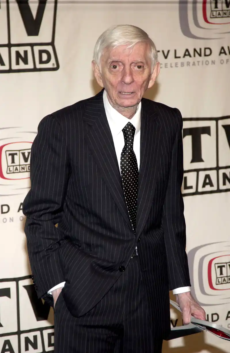 Tori Spelling and Dean McDermott Slam the Oscars for Leaving Luke Perry and Aaron Spelling Out of In Memoriam Tributes