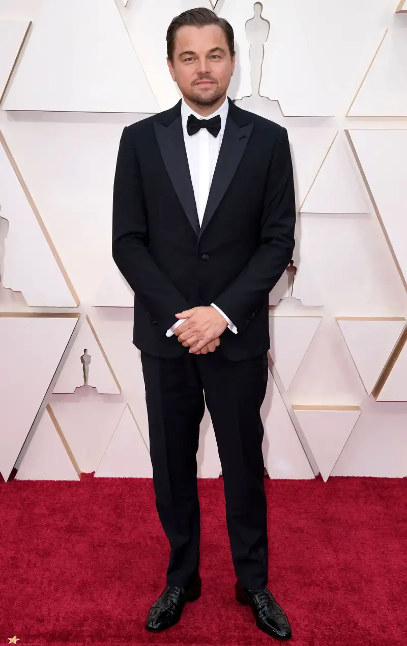 Watch Brad Leo More Stars Sing Along Janelle Monae Opening Medley