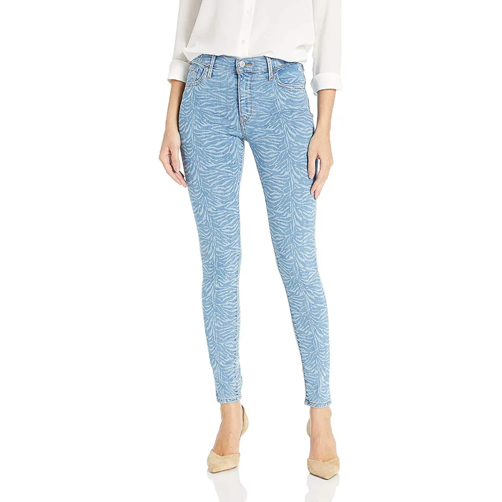 Levi&rsquo;s 720 High Rise Super Skinny Jeans
