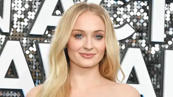 sophie turner skincare