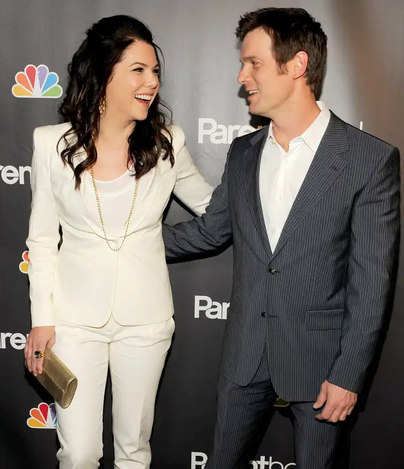 4-Begin-dating-Lauren-Graham-and-Peter-Krause