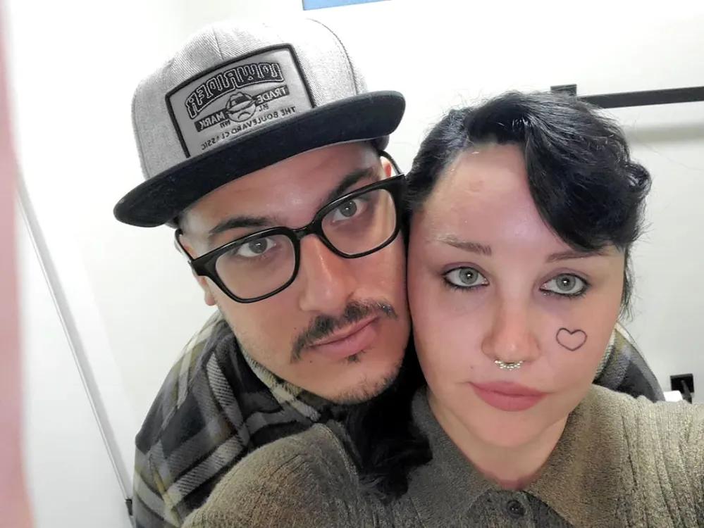 Amanda Bynes Shares Selfie With Ex-Fiance Paul Michael