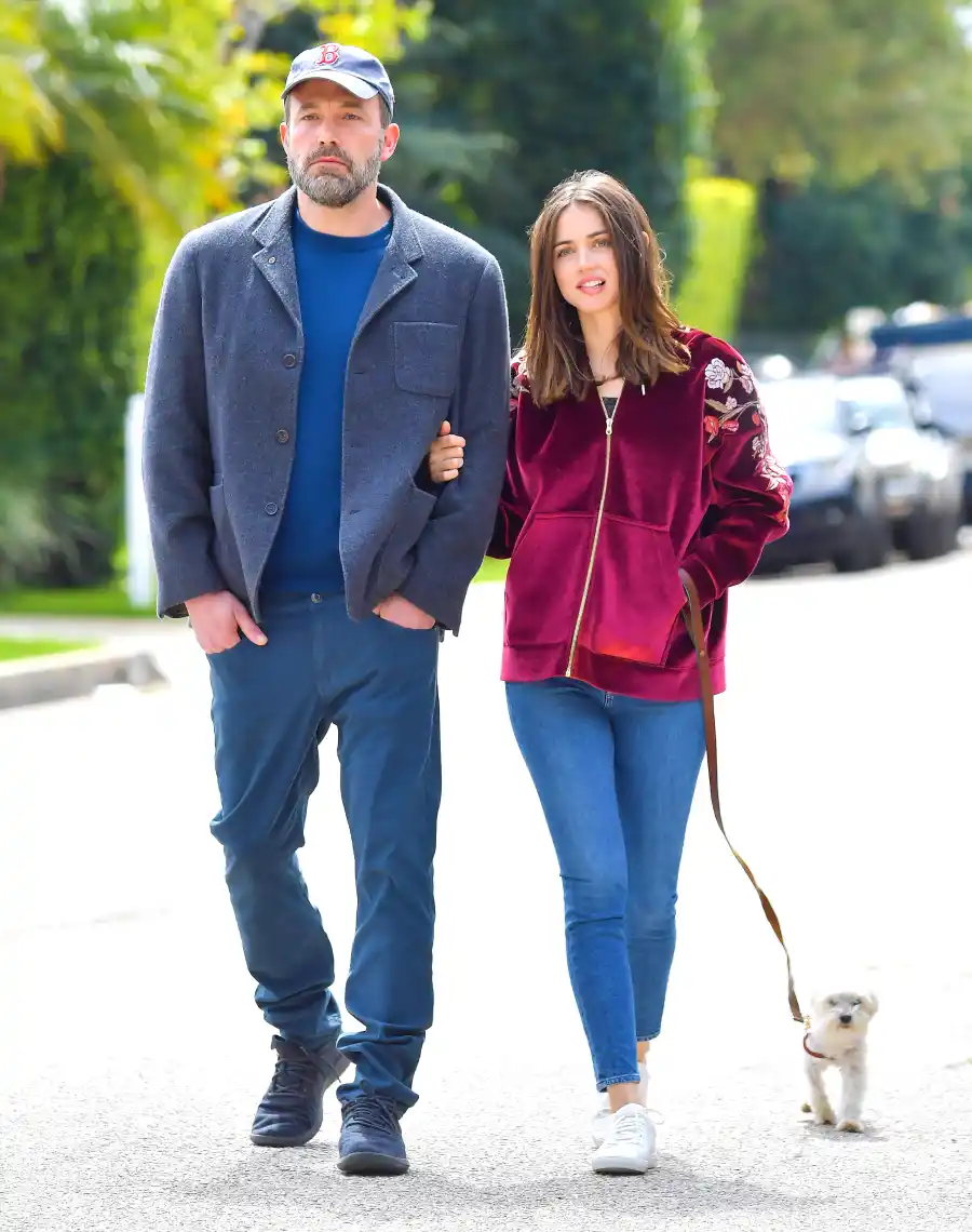 Ben Affleck and Ana de Armas Take a PDA-Filled Stroll in Los Angeles