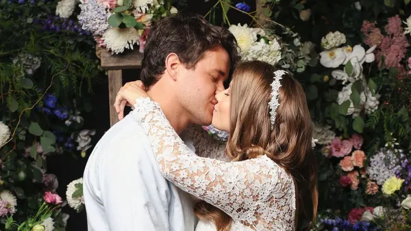 Bindi Irwin Marries Chandler Powell Hours Before Australia Coronavirus Lockdown Instagram