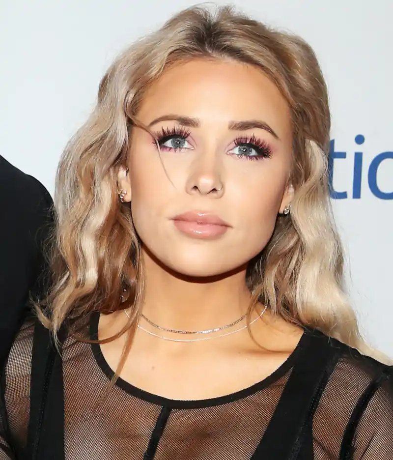 Chad Johnson and Annalise Mishler Are 'Looking Into Couples Therapy' Following Domestic Violence Incident 001