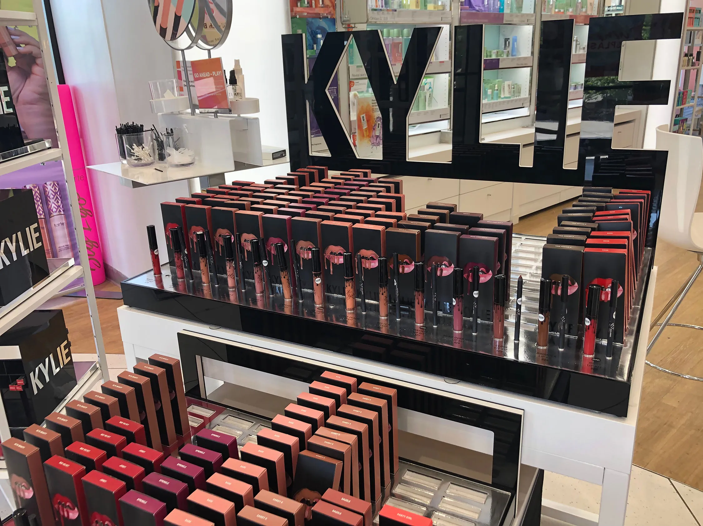 Companies Halting Production Due To Coronavirus Outbreak