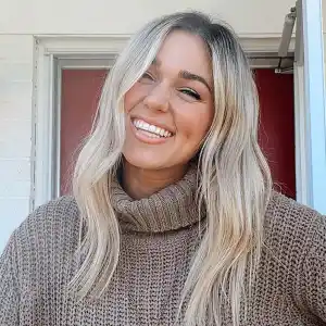 Duck Dynasty’s Sadie Robertson Sends Gifts to 5,000 Brides Who’ve Canceled Their Weddings Due to the Coronavirus: ‘You Are Not Alone’