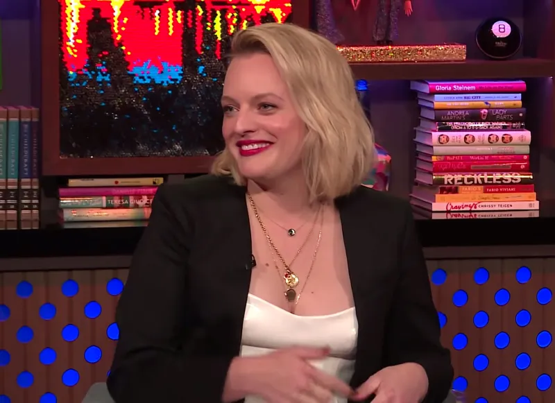 Elisabeth Moss Laughs Off Tom Cruise Dating Rumors