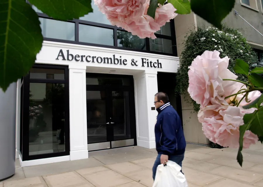 Fashion Stores Closed Due To Coronavirus Outbreak