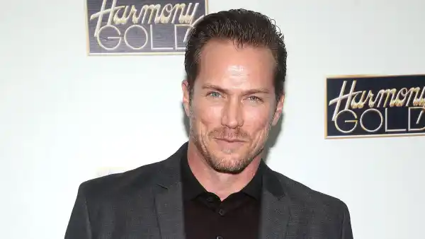 Jason Lewis Plays Coy When Discussing Whether Sex and The City Cast Will Be at His Wedding