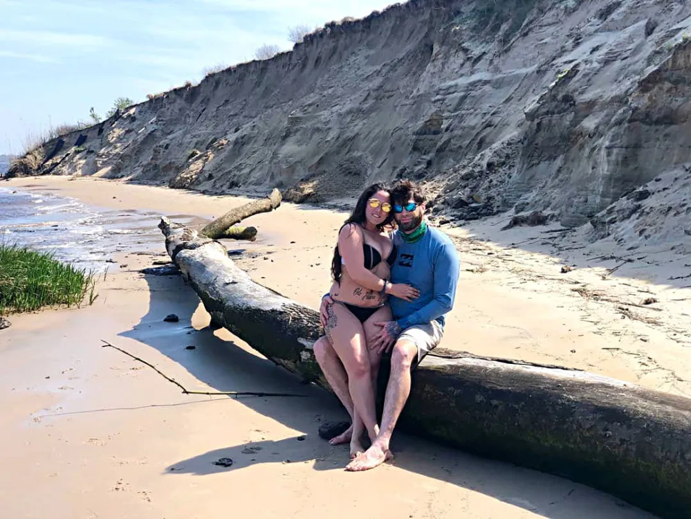 Jenelle Evans and David Eason Cuddle Up in New Pic: Here&rsquo;s to &lsquo;a Lifetime&rsquo; With You