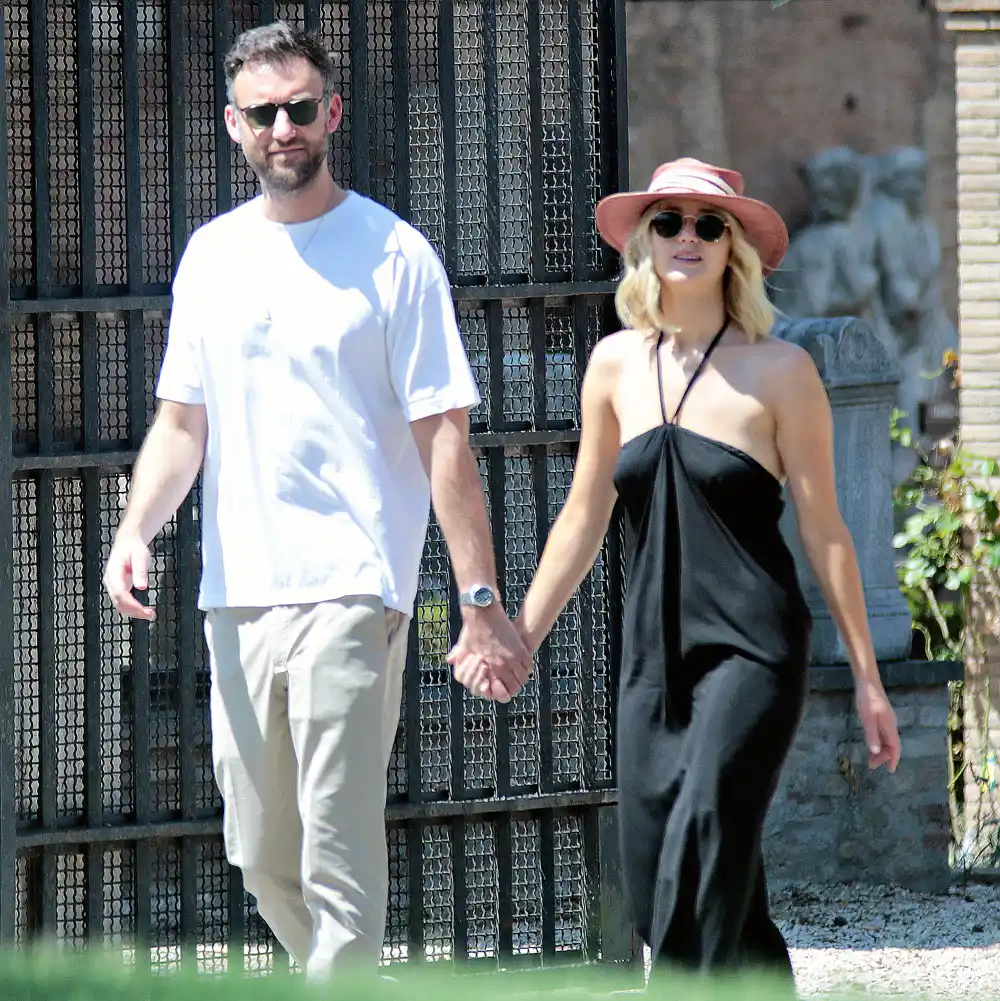 Jennifer Lawrences Mom Karen Lawrence Cant Wait to Have Grandkids