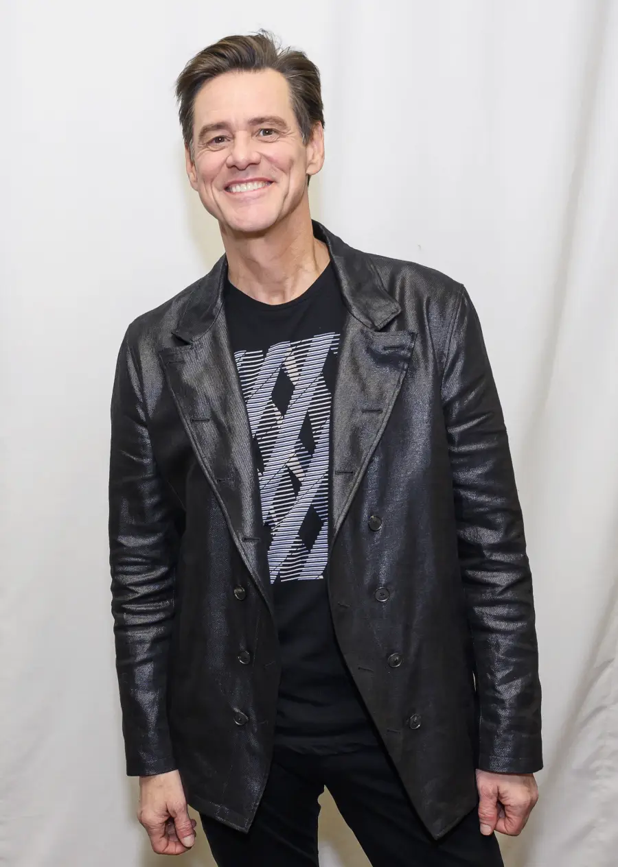 Jim Carrey Is Growing Out His Beard During Quarantine