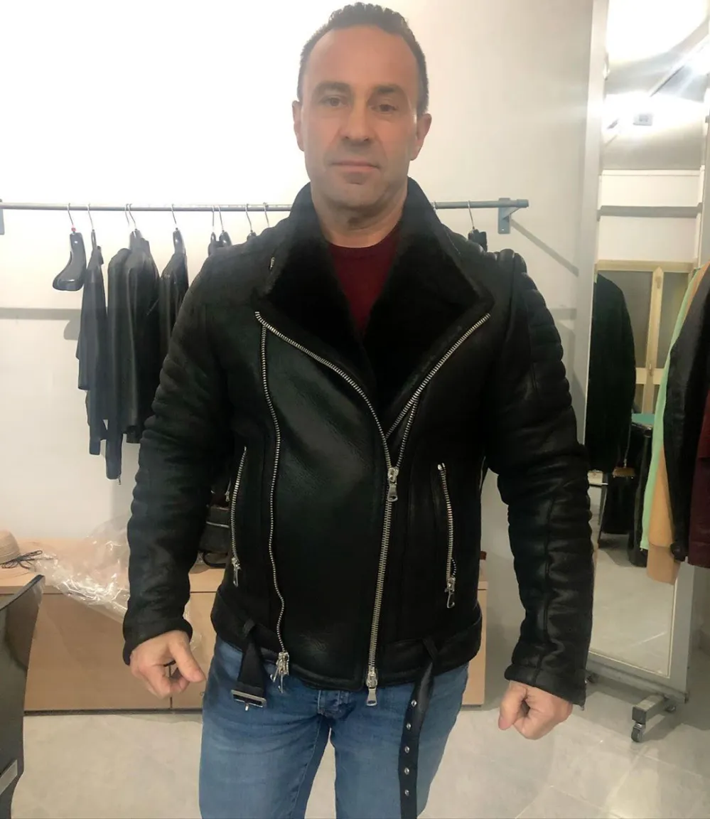 Joe Giudice Goes Wine Tasting