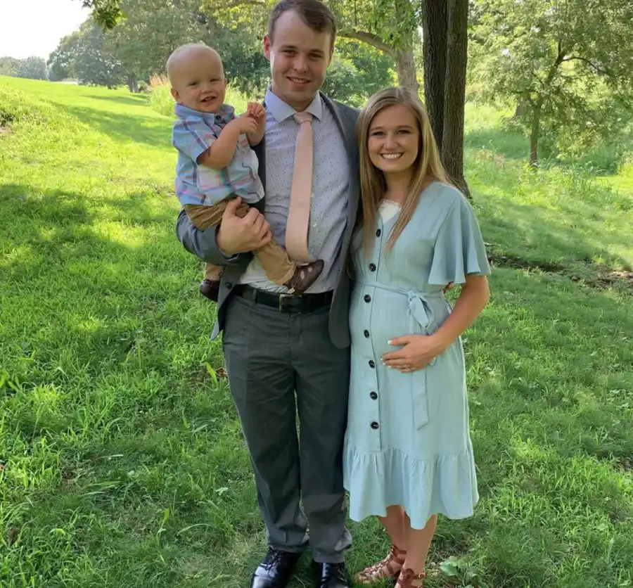 Kendra Duggar baby bump