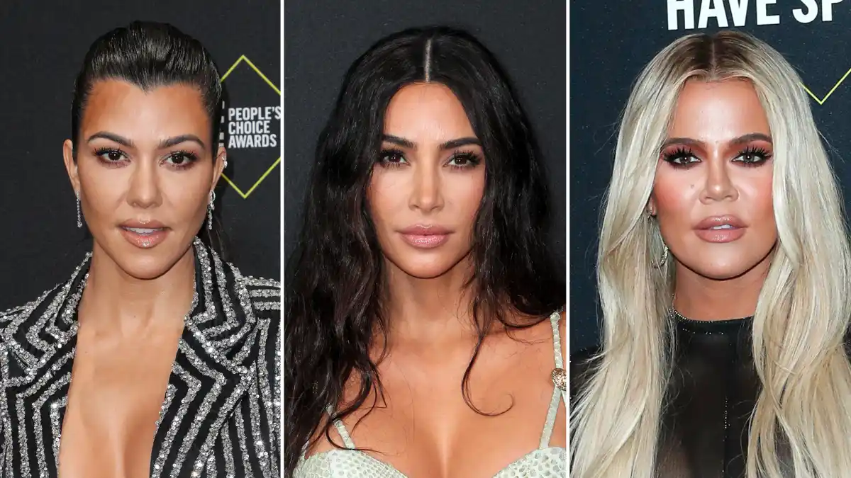 Kourtney Kardashian ‘Likes’ Tweets Slamming ‘Passive Aggressive Bullies’ Kim Kardashian and Khloe Kardashian