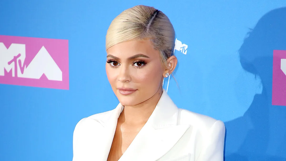 Kylie-Jenner-Says-She-Has-‘Cute-Ass-Feet’