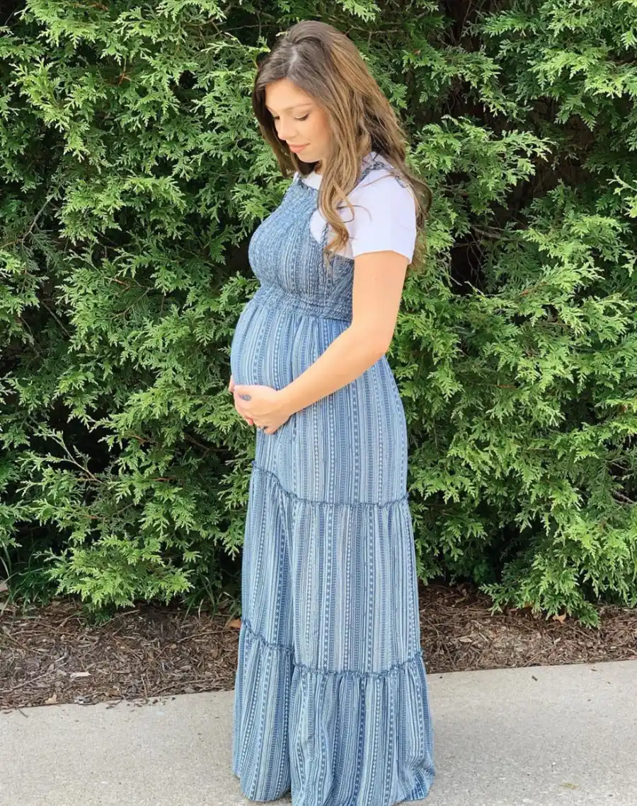 Lauren Duggar baby bump