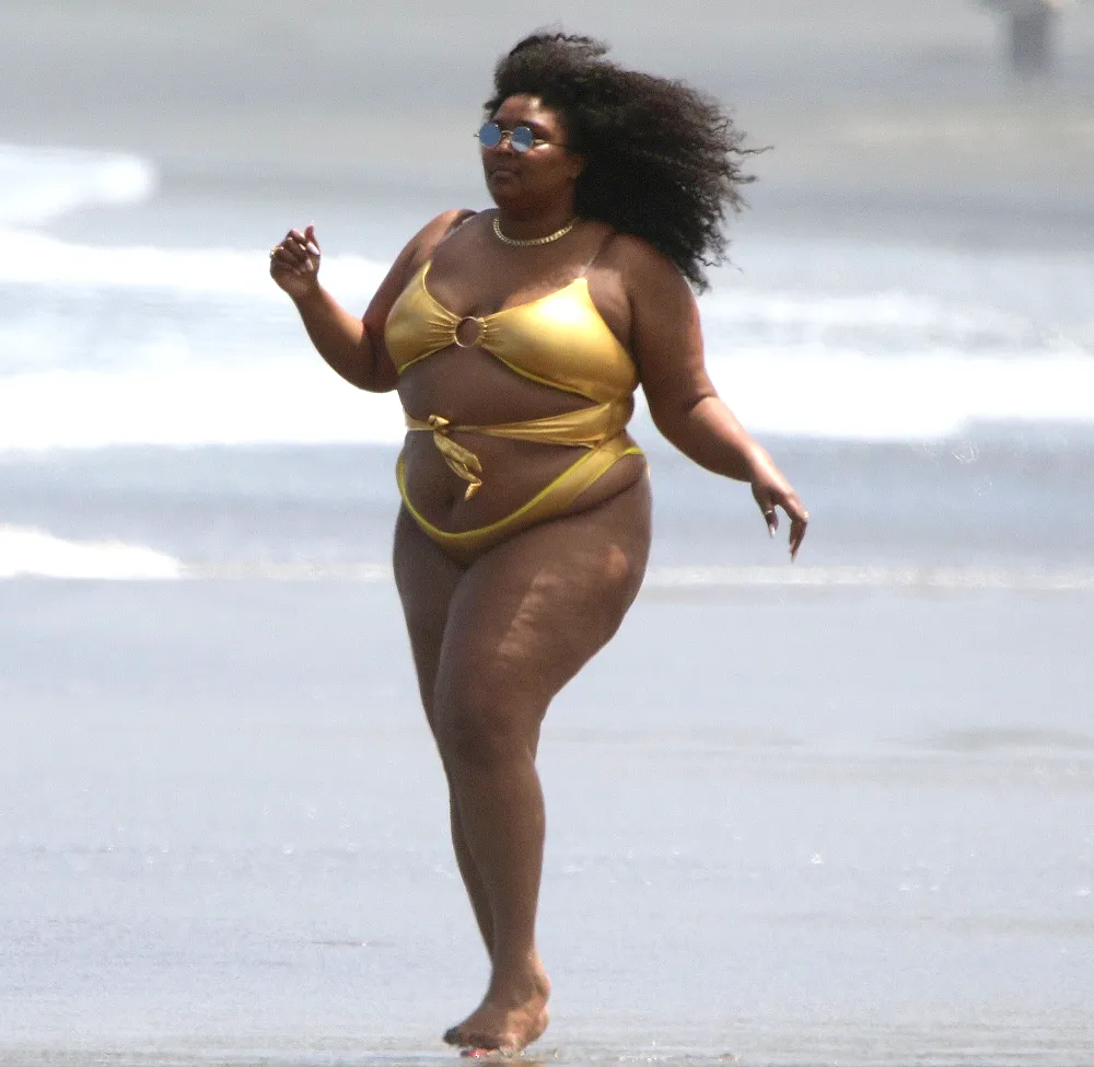 Lizzo-bikini