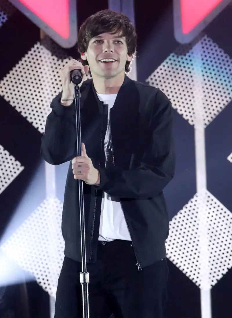 Louis Tomlinson Hollywood Hits Pause Coronavirus