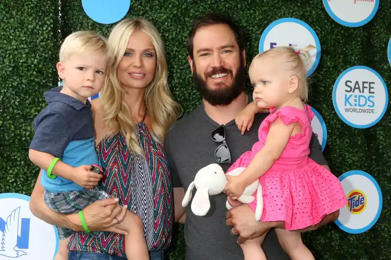 Mark-Paul Gosselaar 90s Hunks Who Are Dads