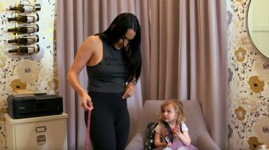 Nikki-Bella-bump-Birdie