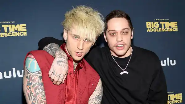 Pete-Davidson-Is-All-Smiles-During-Rare-Red-Carpet-Appearance