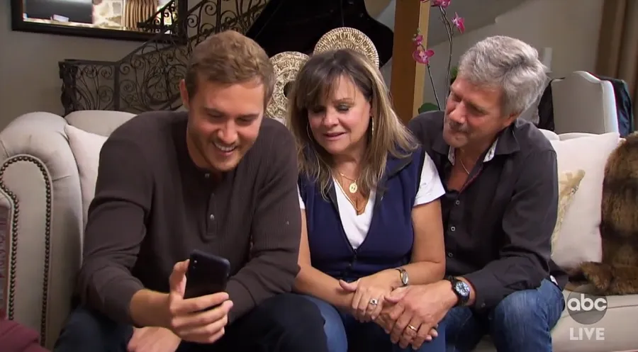 Peter-Weber-and-family-facetime-Hannah
