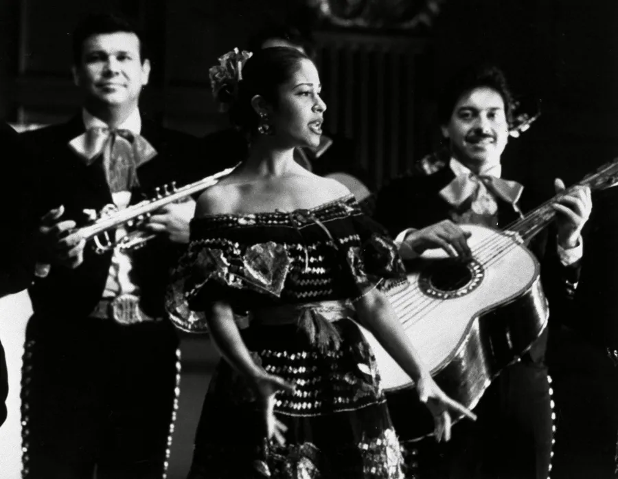 Selena Quintanilla Her Life in Photos