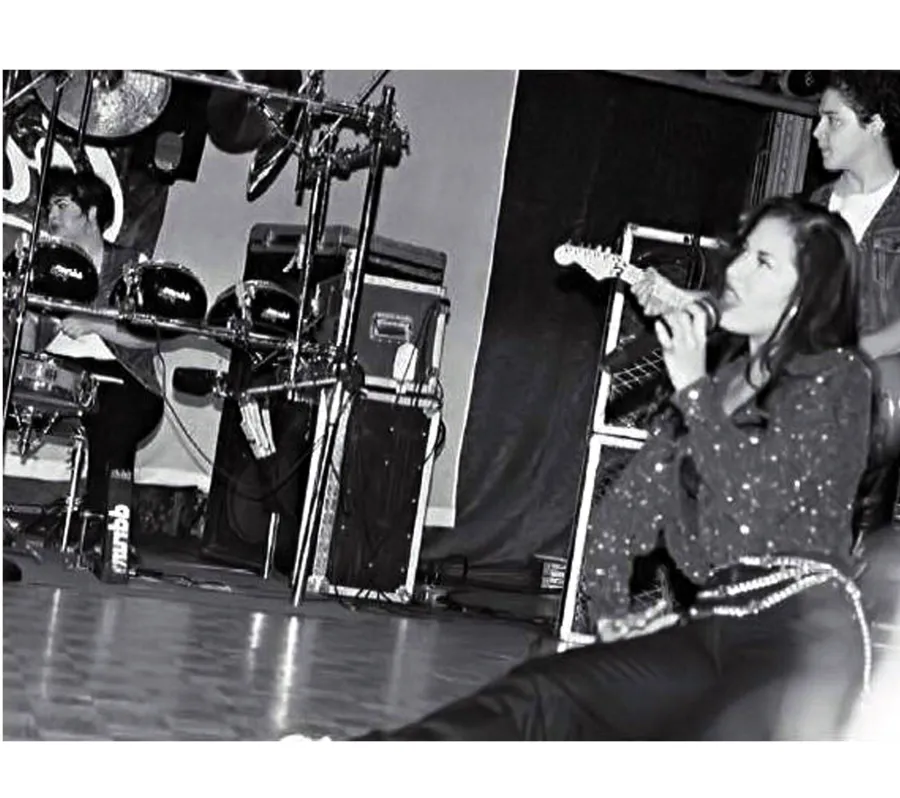 Selena Quintanilla Her Life in Photos